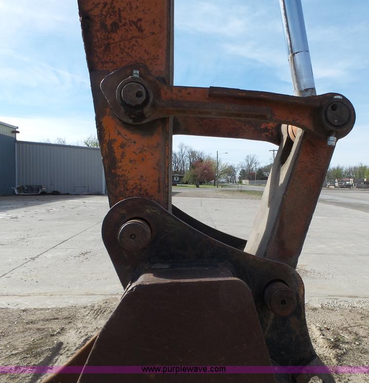 image for item L6287 1995 Daewoo DH320 excavator