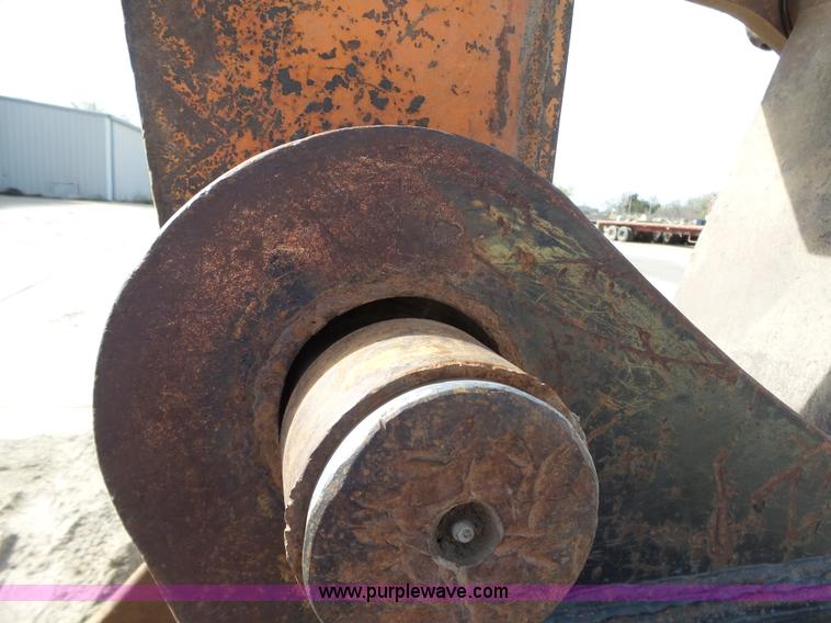 image for item L6287 1995 Daewoo DH320 excavator