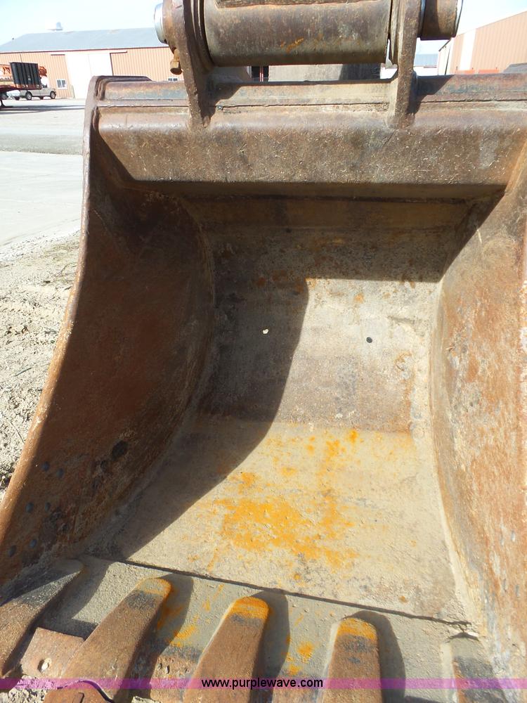 image for item L6287 1995 Daewoo DH320 excavator