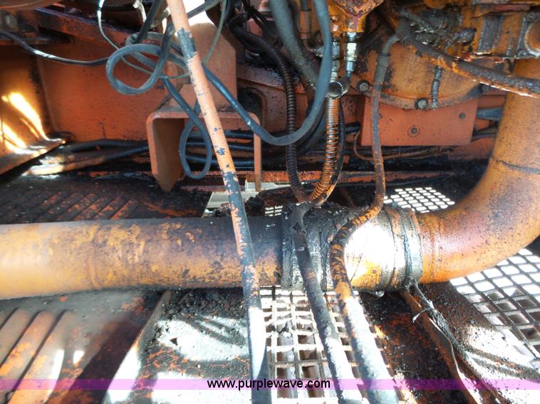 image for item L6287 1995 Daewoo DH320 excavator