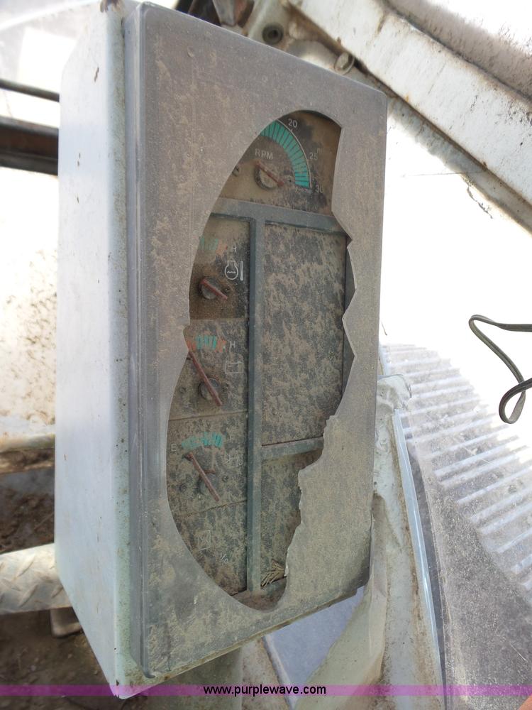 image for item L6287 1995 Daewoo DH320 excavator