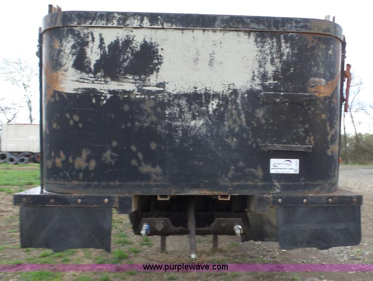 image for item L6303 2000 Dump-rite DR-24 end dump trailer