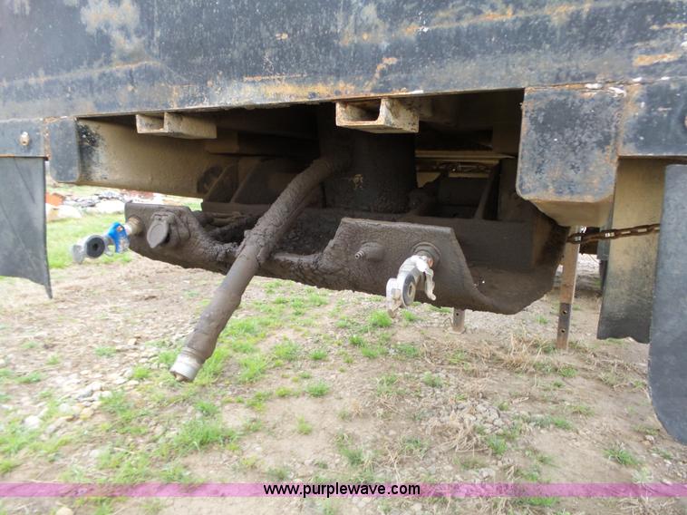 image for item L6303 2000 Dump-rite DR-24 end dump trailer