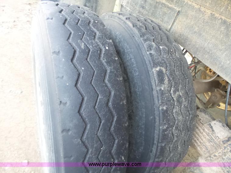 image for item L6303 2000 Dump-rite DR-24 end dump trailer