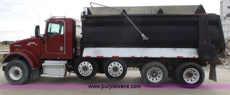 image for item L6305 1999 Kenworth W900 dump truck