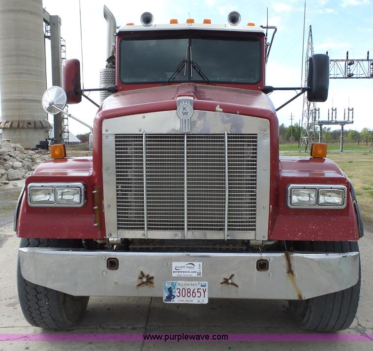 image for item L6305 1999 Kenworth W900 dump truck
