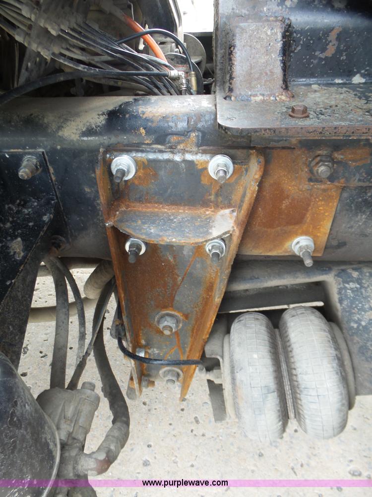 image for item L6305 1999 Kenworth W900 dump truck