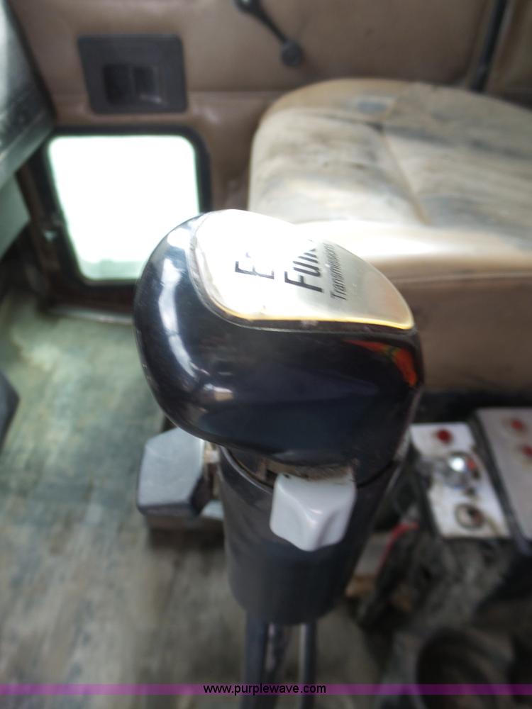 image for item L6305 1999 Kenworth W900 dump truck