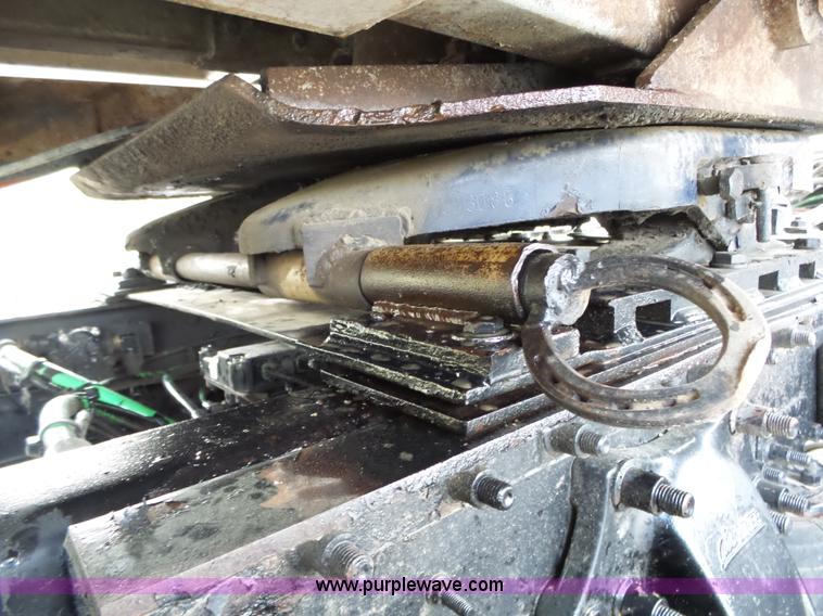 image for item L6314 2000 Sterling A9500 semi truck