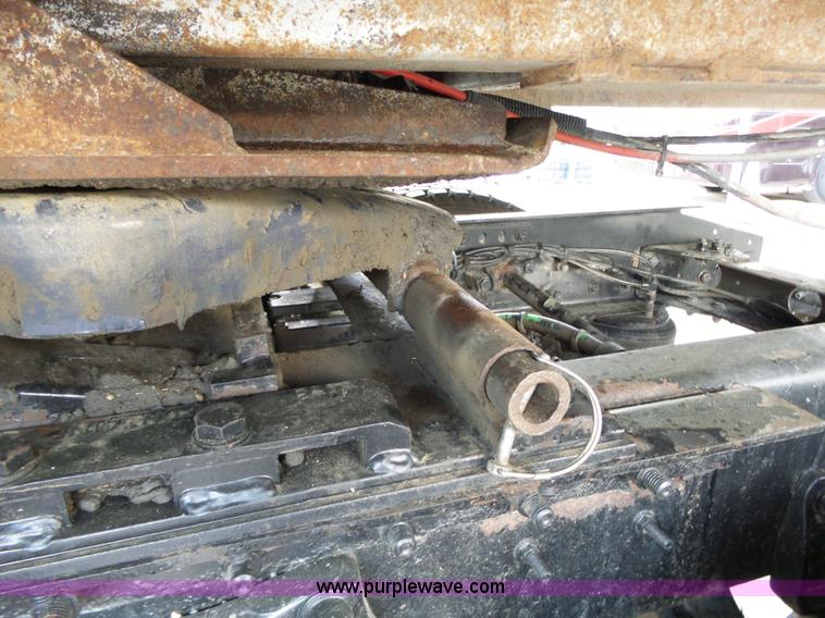 image for item L6314 2000 Sterling A9500 semi truck