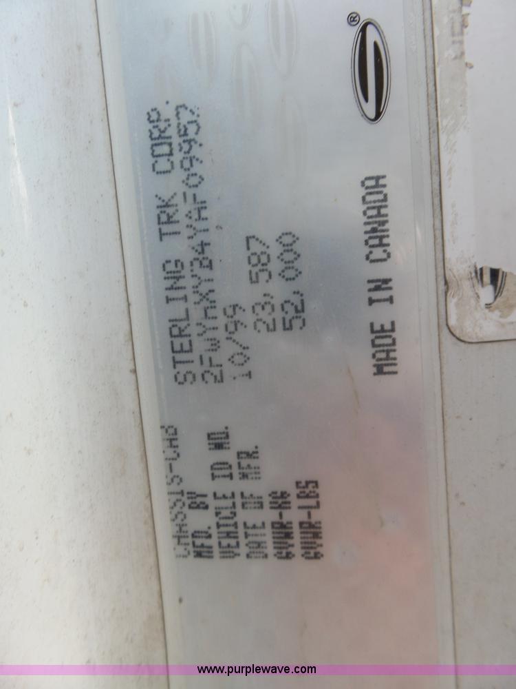 image for item L6314 2000 Sterling A9500 semi truck