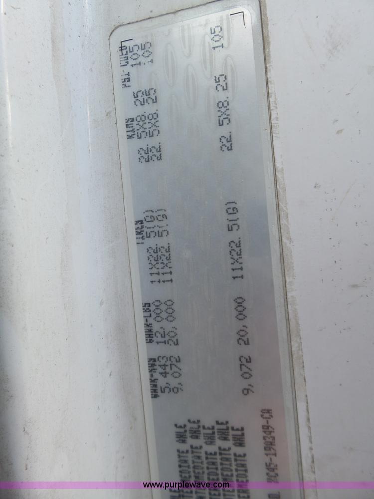 image for item L6314 2000 Sterling A9500 semi truck