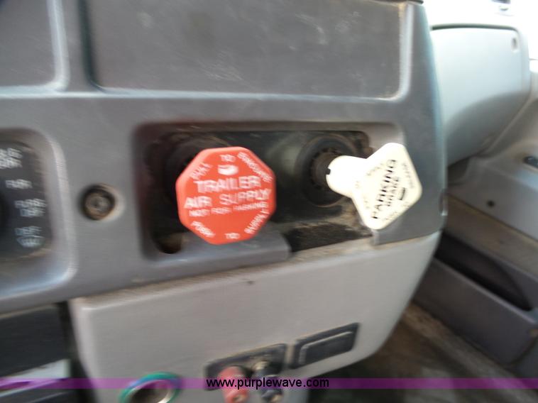 image for item L6314 2000 Sterling A9500 semi truck