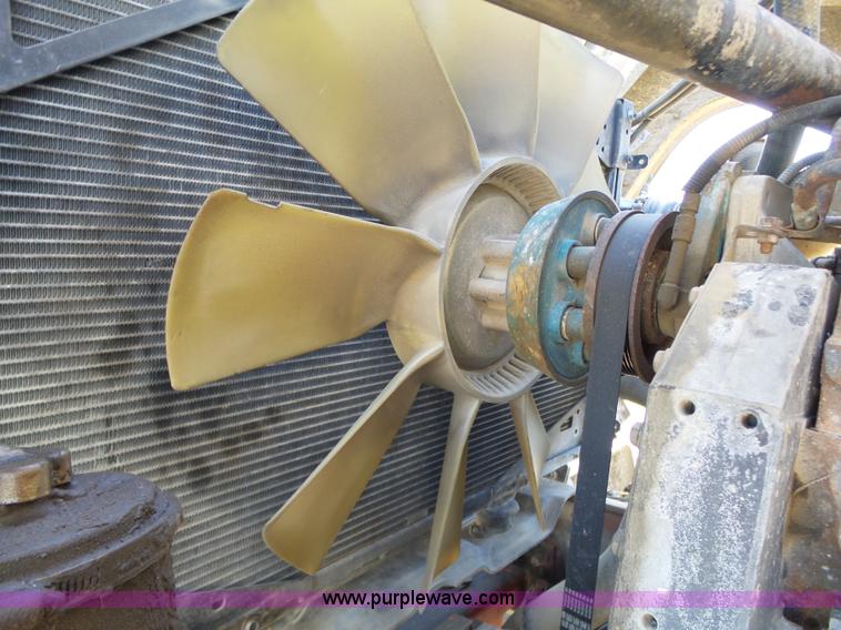 image for item L6315 1997 Ford LT9000 mixer truck