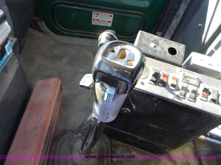 image for item L6315 1997 Ford LT9000 mixer truck