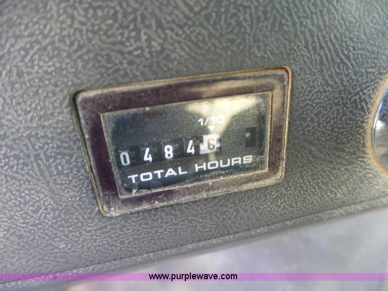 image for item L6315 1997 Ford LT9000 mixer truck