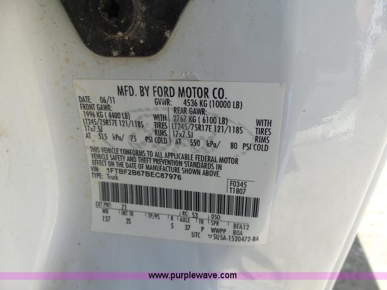 image for item L7158 2011 Ford F250 Super Duty pickup truck