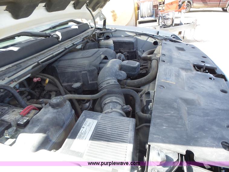 image for item L7159 2008 Chevrolet Silverado 1500 Ext. Cab pickup truck