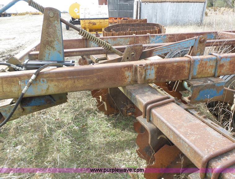 image for item L7173 Ford 246 disk