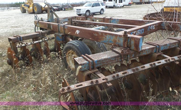 image for item L7173 Ford 246 disk