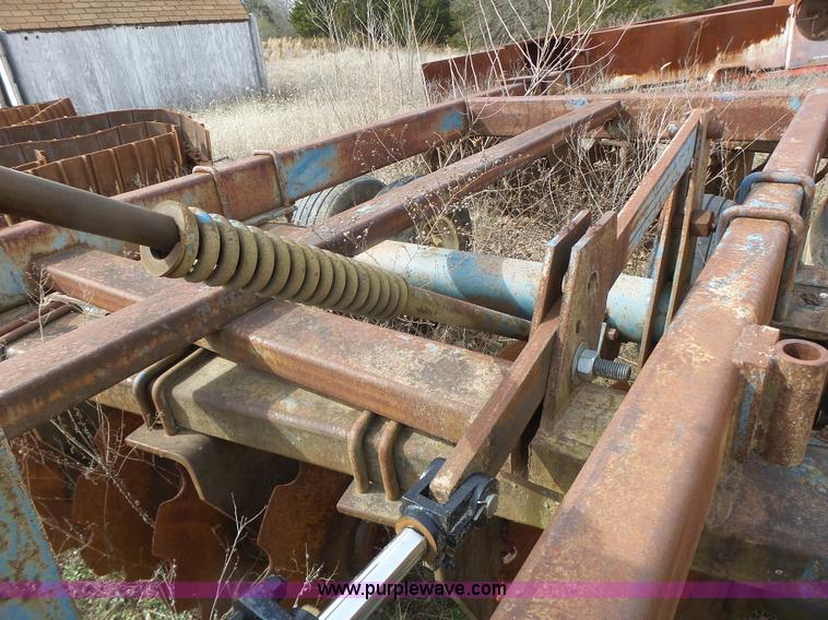 image for item L7173 Ford 246 disk