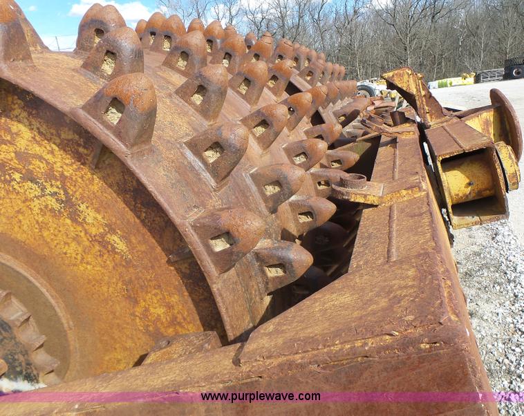 image for item L7191 Sheeps foot roller