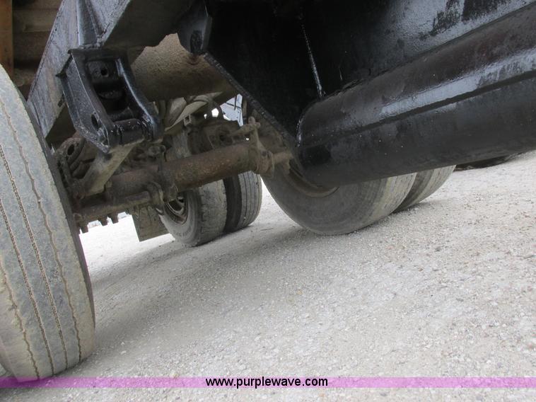 image for item L7196 1995 CPS end dump trailer