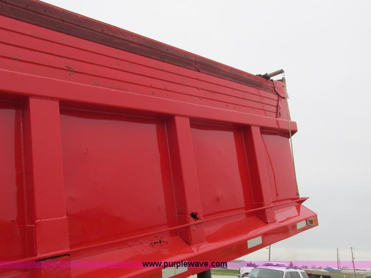 image for item L7196 1995 CPS end dump trailer