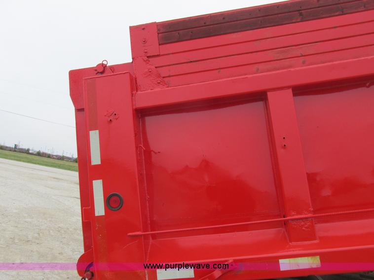 image for item L7196 1995 CPS end dump trailer