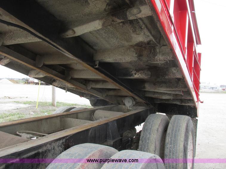 image for item L7196 1995 CPS end dump trailer