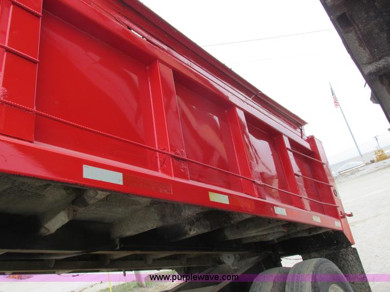 image for item L7196 1995 CPS end dump trailer