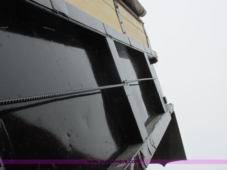 image for item L7197 1971 Heil end dump trailer