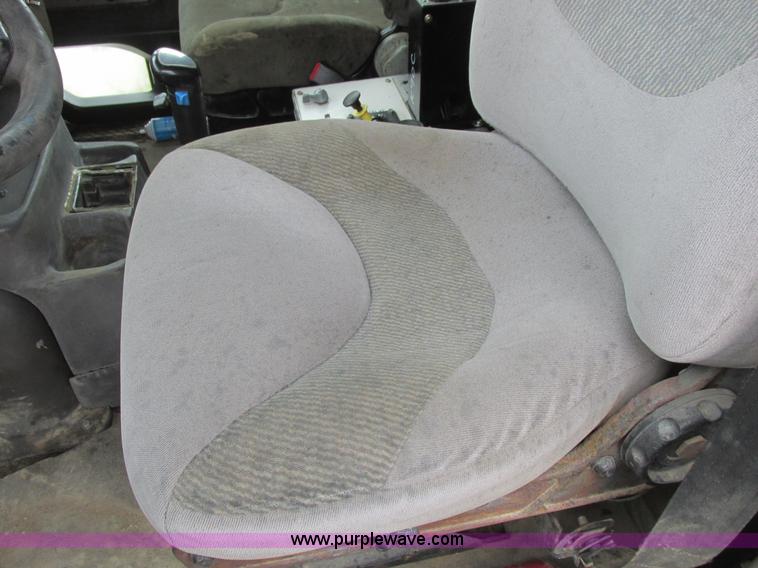 image for item L7198 2001 Sterling L9500 dump truck