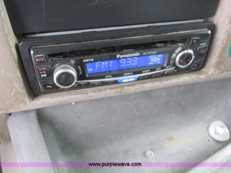 image for item L7198 2001 Sterling L9500 dump truck