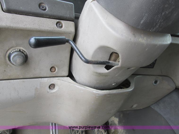 image for item L7198 2001 Sterling L9500 dump truck