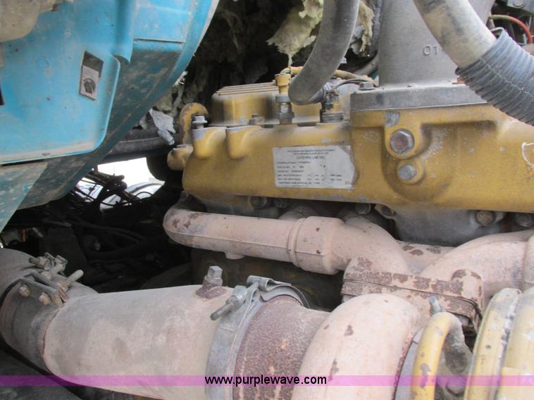 image for item L7198 2001 Sterling L9500 dump truck