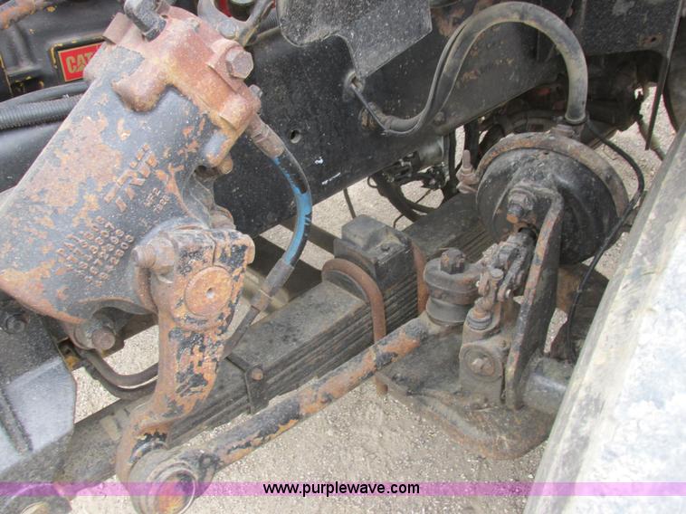 image for item L7198 2001 Sterling L9500 dump truck