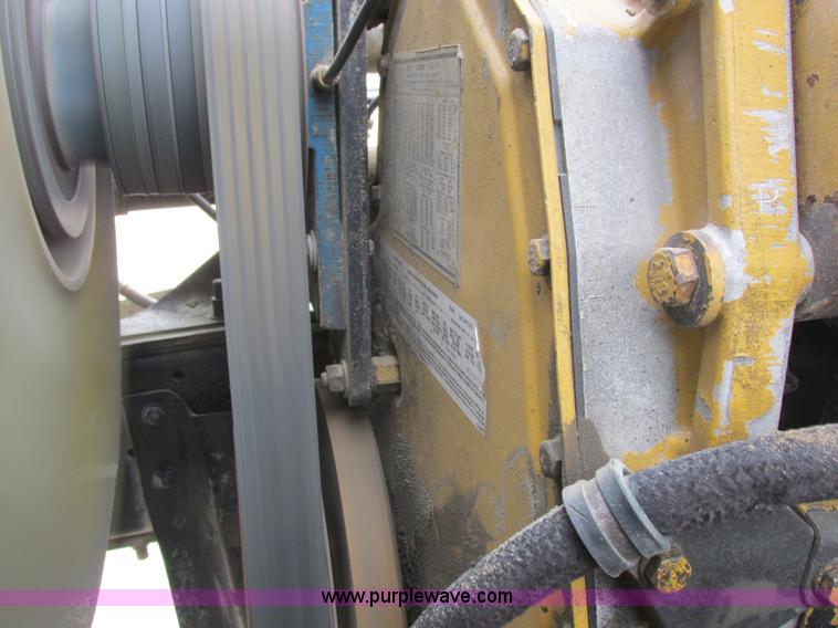 image for item L7198 2001 Sterling L9500 dump truck