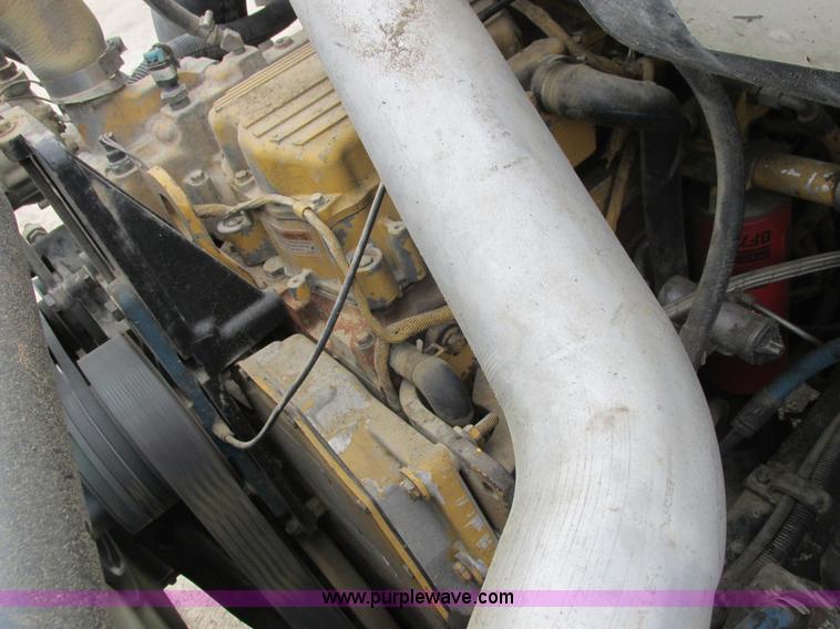 image for item L7198 2001 Sterling L9500 dump truck