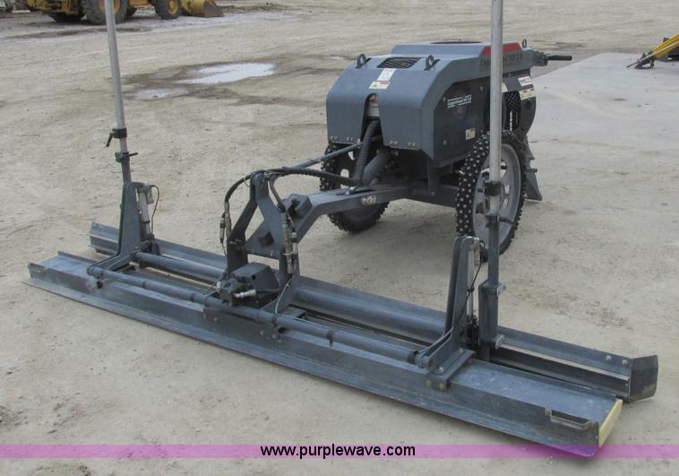 image for item L7199 2005 Somero Copperhead XD laser screed