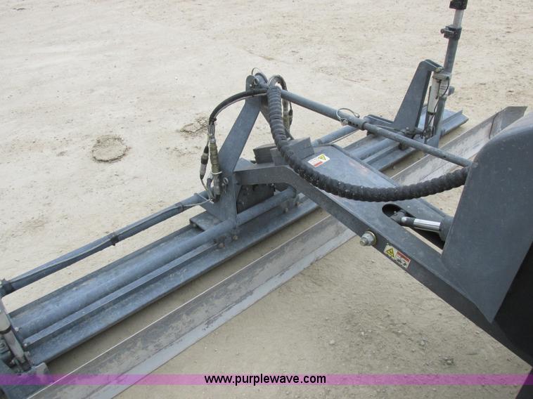 image for item L7199 2005 Somero Copperhead XD laser screed