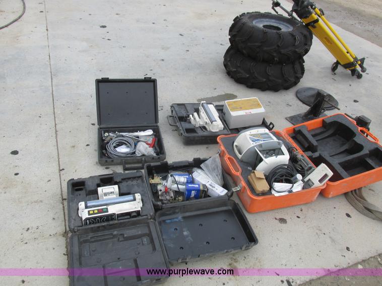 image for item L7199 2005 Somero Copperhead XD laser screed