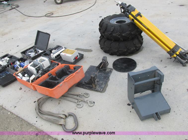 image for item L7199 2005 Somero Copperhead XD laser screed