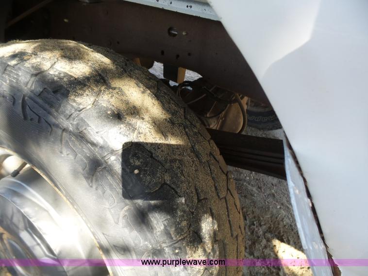 image for item L7406 1996 Ford F250 pickup truck