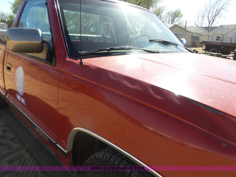 image for item L7408 1990 Chevrolet 1500 pickup truck