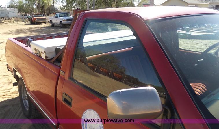 image for item L7408 1990 Chevrolet 1500 pickup truck