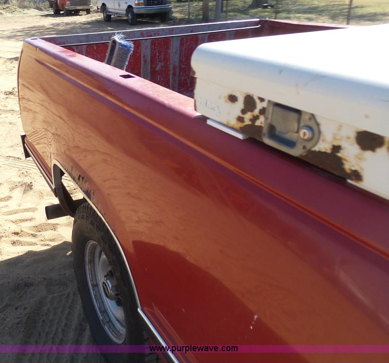 image for item L7408 1990 Chevrolet 1500 pickup truck