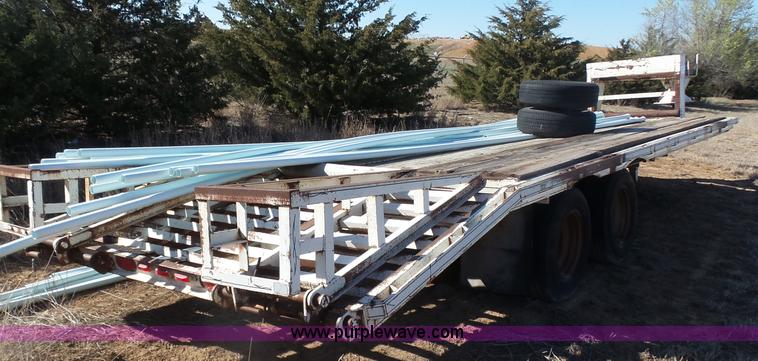 image for item L7409 1989 Blair equipment trailer