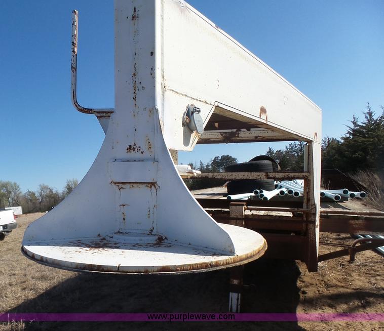 image for item L7409 1989 Blair equipment trailer