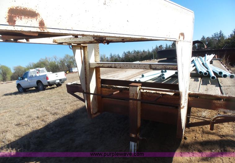 image for item L7409 1989 Blair equipment trailer